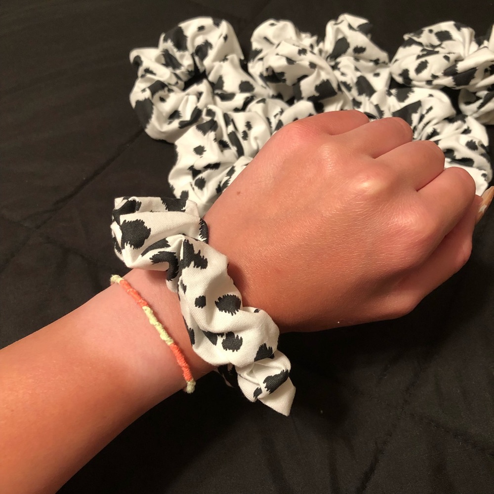 Cow print scrunchy! - Picture 4 of 4